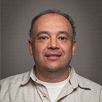 Dr. Roberto Brenes