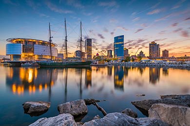 Downtown Milwaukee as seen from the Lake Michigan lakefront