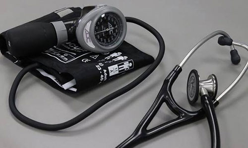 sphygmomanometer and stethoscope