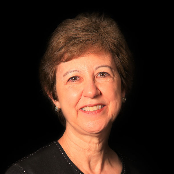 Distinguished Alumni Award Recipient, Saundra Johnston