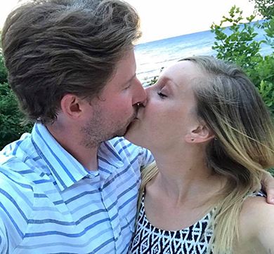 Lauren Sroka '11 and Evan James '12 photo