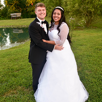 Alumni couple Giselle and Maddox Niebauer