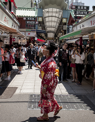 Young woman in traditional Japanese dress