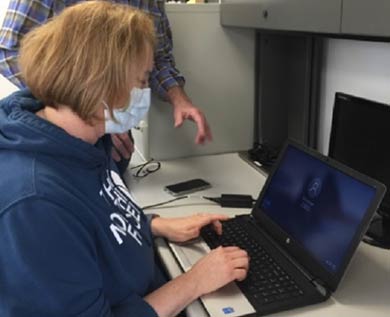 Dr. Elizabeth Davies