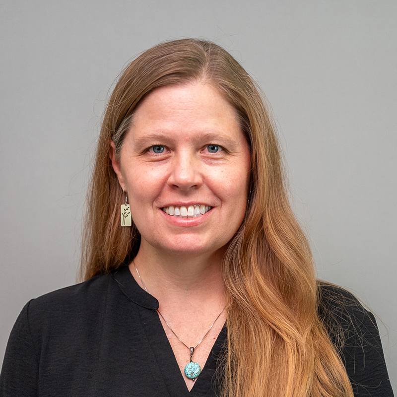 Terri DeWalt Headshot