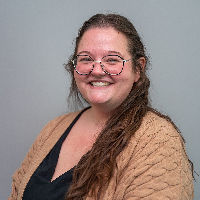 Becky Wintringer Headshot